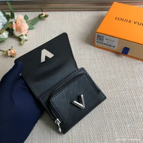 Official oldcobbler LOUIS VUITTON TWIST WALLET 0627